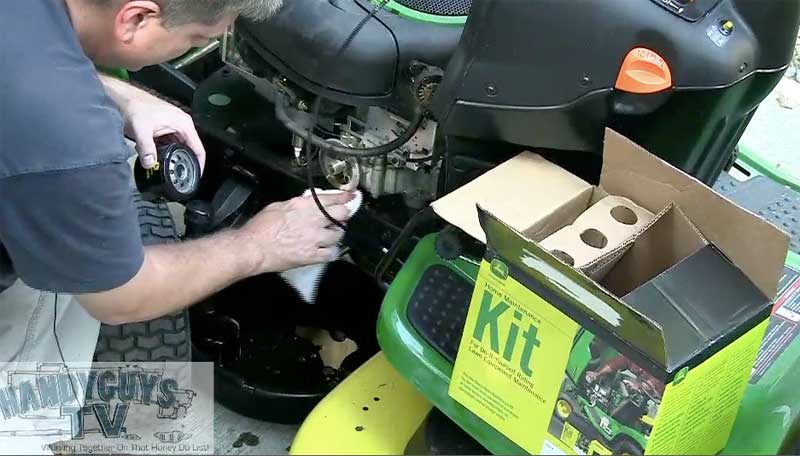 Mower Maintenance Video - Oil, Fuel, Air, Grease And Spark